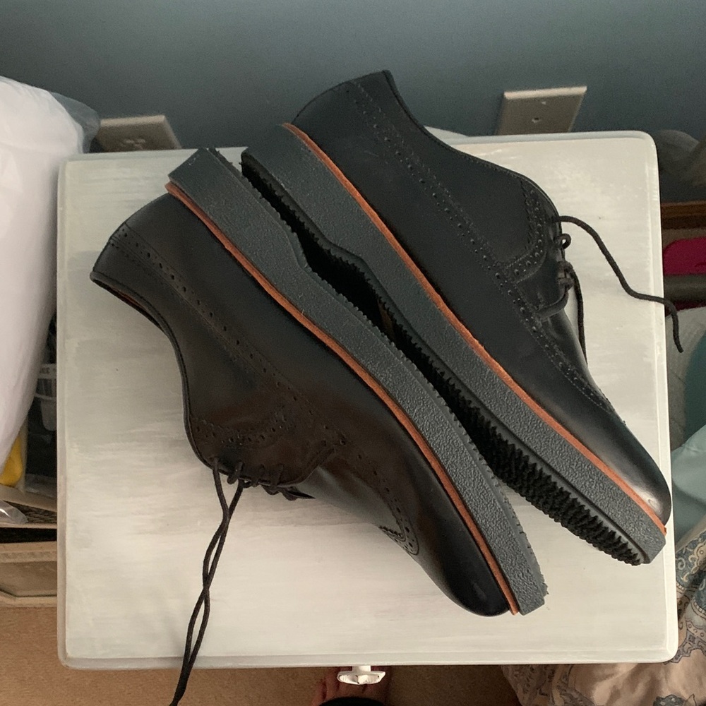 Clarks Black  Men's Derbys with Brogue Accents - Picture 5 of 10
